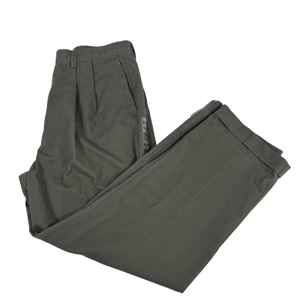 New Vintage Y2K Dockers Khaki Pants Size 36x30 Pleated Cuffed NWT Loose Fit